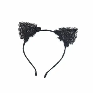Detailed dimensions of a black lace cat-ear headband for Halloween parties.
