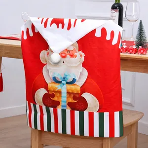 Weihnachtliche Stuhlhussen mit Weihnachtsmann-Motiv für festliche Tischdekoration zu Hause