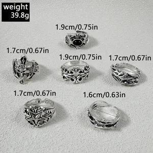 Lot de 6 bagues punk vintage avec motifs tête de mort et gothiques, poids total 39,8 g, vue détaillée