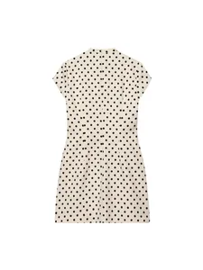 Robe courte élégante blanche à pois noirs avec manches courtes et fermeture éclair