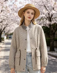 Veste à carreaux vintage élégante avec cordon de serrage et col montant pour look printemps