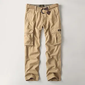 Robuste Cargo-Hose für Herren in Khaki mit passendem Webgürtel