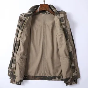 Vintage American Style Herren Camouflage-Jacke mit Reißverschluss und khakifarbenem Futter
