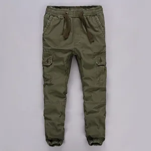Classic men's army green washed cotton cargo joggers with elastic waistband and side pockets