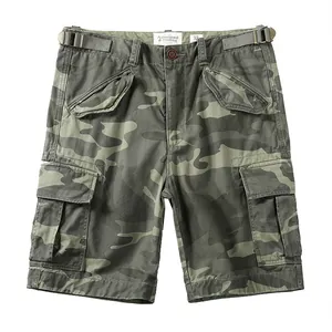 Classic men's camouflage cotton cargo shorts with functional pockets and side adjusters
