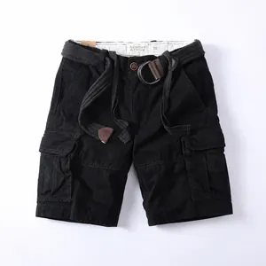 Short cargo noir décontracté pour homme avec plusieurs poches et une ceinture tressée
