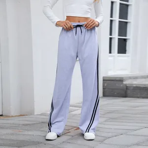 Pantalon de jogging gris à jambes larges avec rayures et cordon à la taille