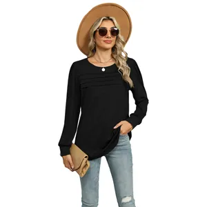 Women's chic black long sleeve pleated T-shirt with a U-neckline and casual fit