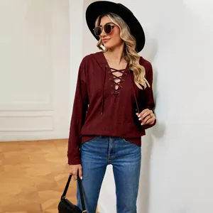 Sudadera con capucha burdeos de manga larga con escote con cordones para mujer elegante