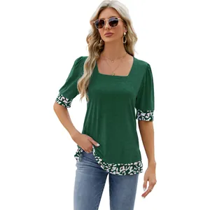 T-shirt da donna verde con scollo quadrato, maniche a sbuffo e bordo leopardato a contrasto