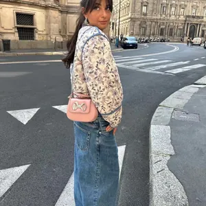 Elegante doorgestikte jas met bloemenprint in Franse stijl voor een chique herfst