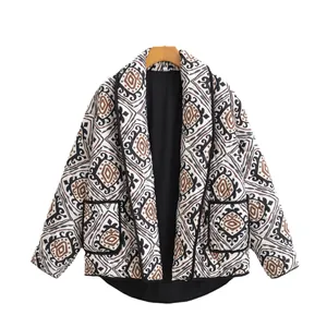 Women's vintage geometric print quilted jacket with contrast trim and front pockets