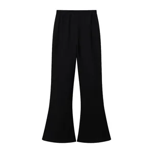 Classici pantaloni a zampa neri a vita alta con comodo elastico in vita e gamba larga.