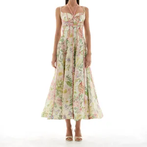 Französisches Vintage-Blumenkleid mit Halfter-Ausschnitt, Korsett-Oberteil und A-Linie.