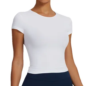 T-shirt da yoga bianca slim fit da donna, top sportivo a maniche corte ad asciugatura rapida