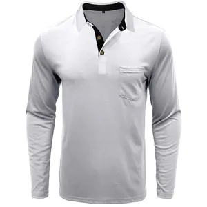 Détail du polo blanc à manches longues en coton avec col intérieur noir contrasté