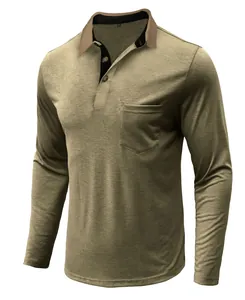 Détail d'un polo pour homme à manches longues avec poche poitrine et col contrasté