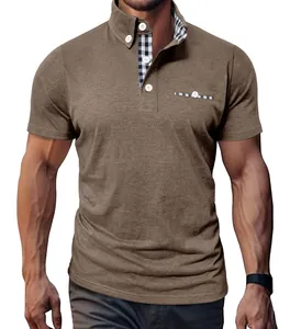 Dettaglio polo marrone da uomo con abbottonatura a quadri e colletto button-down classico