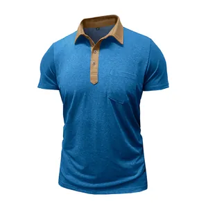 Detaillierte Ansicht des blauen Slim-Fit-Poloshirts mit Khaki-Kragen und Brusttasche