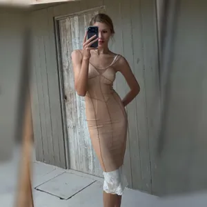 Sexy nude doorschijnende mesh bodycon jurk met kanten zoom en baleinen