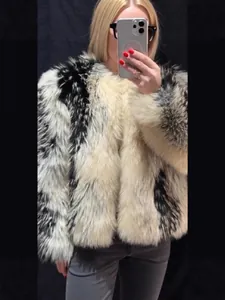 Cappotto premium in finta pelliccia di volpe patchwork ispessito con vestibilità ampia