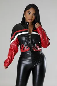 Veste de moto pour femme en similicuir avec broderie flamme rouge et patchwork