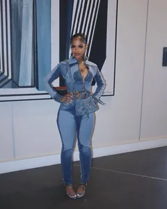 Fashionable two-piece denim set with contrast stitching and a cropped jacket for women