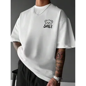 Casual heren t-shirt van wit katoen met een schattige berenprint en de tekst SMILE