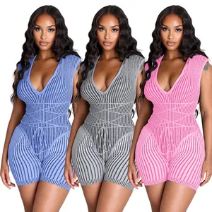 Combishort sexy en maille avec col en V et lacets, modèles en bleu, gris et rose vif