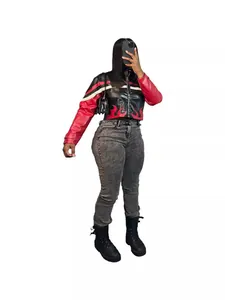 Veste de motard pour femme en similicuir avec broderie flamme rouge et patchwork