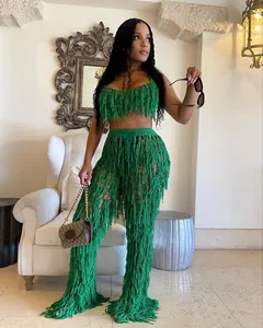 Ensemble de plage sexy en crochet vert avec franges, haut licou et pantalon transparent