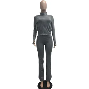 Graues Damen Sport-Zweiteiler-Set mit Slim-Fit-Jacke und modischer ausgestellter Leggings