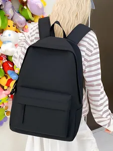 Stylischer großer schwarzer Schülerrucksack im minimalistischen Harajuku-Stil für Reisen