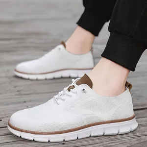 Zapatos casuales de punto blanco para hombre, transpirables y ligeros para uso diario