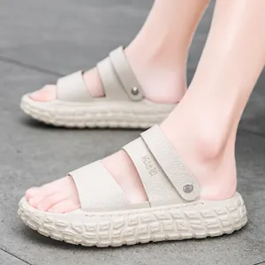 Sandales d'extérieur légères pour hommes avec semelle épaisse à motif de pneu, couleur beige