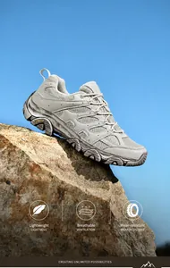Chaussures de randonnée grises avec mesh respirant et semelle à haute adhérence trail
