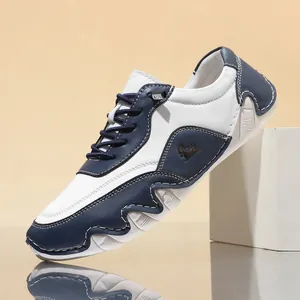 Επαγγελματικά αναπνεύσιμα λευκά και μπλε casual sneakers με μαλακή κυματιστή σόλα από καουτσούκ