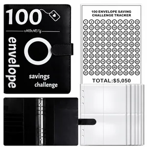 Classeur de défi d'épargne 100 enveloppes noir avec tracker et pochettes transparentes.