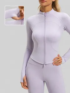 Chaqueta de yoga ajustada lavanda con cremallera doble y orificios para el pulgar mujer