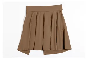 High-waisted pleated tennis skirt with built-in shorts in a stylish earthy brown color
