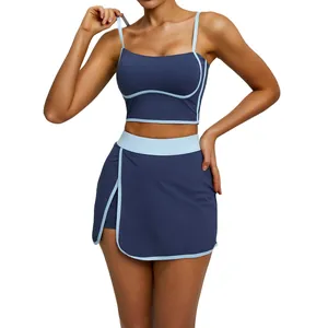 Zweiteiliges marineblaues Sportset mit hellblauer Paspelierung für Yoga und Laufen