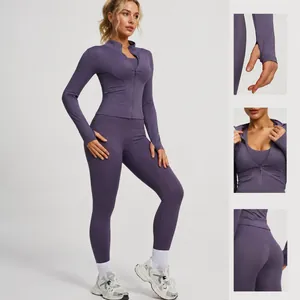 Set da yoga elastico da donna con giacca con zip e leggings modellanti in viola