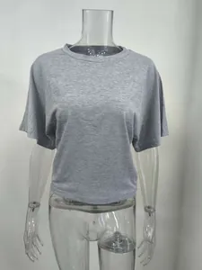 T-shirt gris décontracté pour femme à col rond, manches chauve-souris et coupe ample