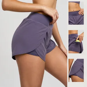 High-waisted fake two-piece sports shorts with side pockets for running and yoga