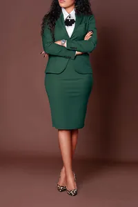 Elegante conjunto profesional de americana de manga larga verde oscuro y falda lápiz