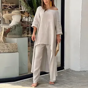 Κομψό σετ δύο τεμαχίων από βαμβακερό λινό με ακανόνιστο τελείωμα και φαρδύ παντελόνι