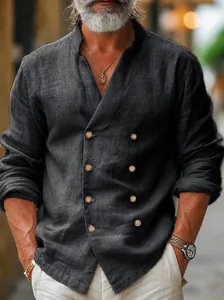 Chemise pour homme en coton et lin avec boutonnage croisé et col officier.