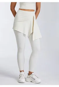 Weiße Yoga-Leggings mit hoher Taille und abnehmbarem Wickelrock für Fitness und Sport