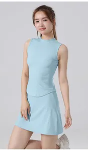 Conjunto de falda de tenis azul claro para mujer con cintura alta y tela transpirable