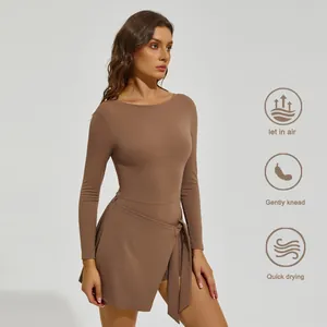 Tenue de tennis marron à manches longues pour femme avec protection solaire et séchage rapide
